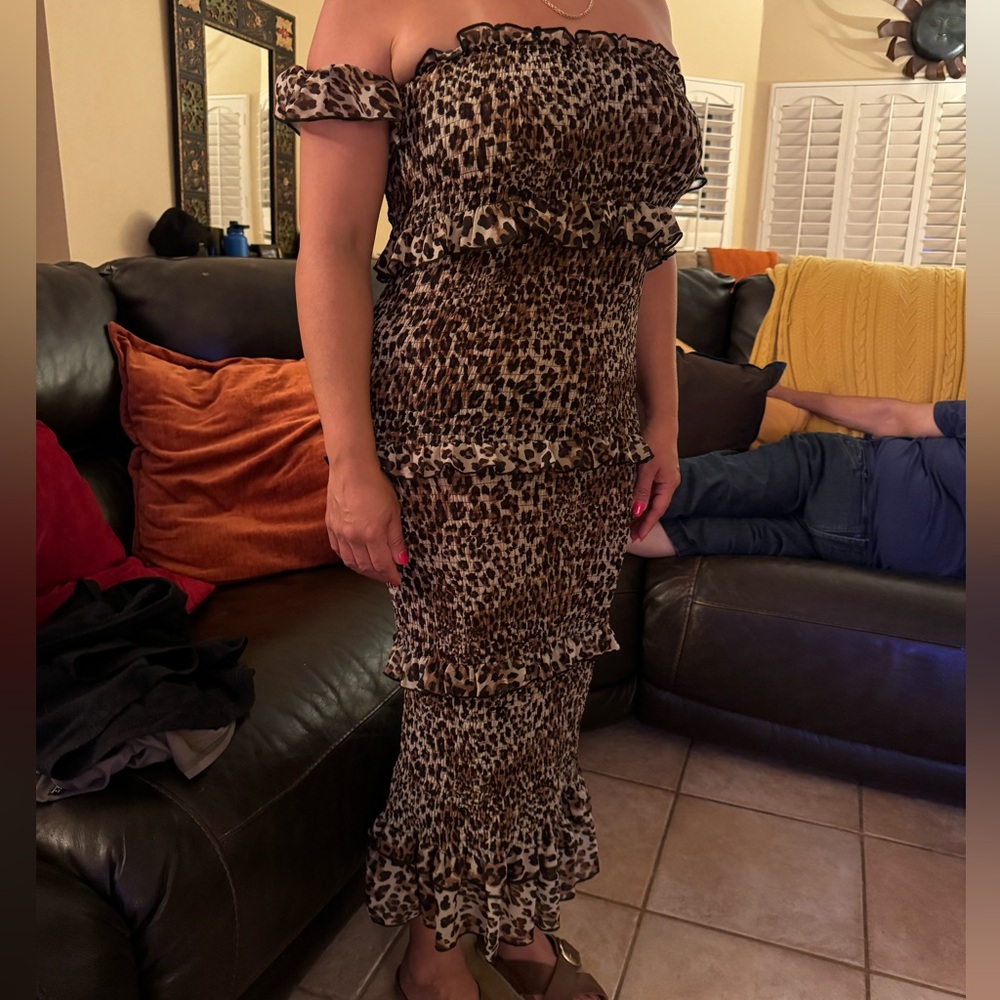 LILYFUL Cheetah Off the Shoulder Dress